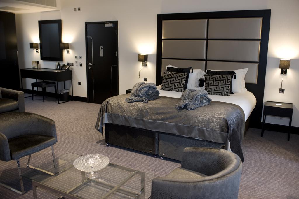 The Lodge At Kingswood Epsom Værelse billede