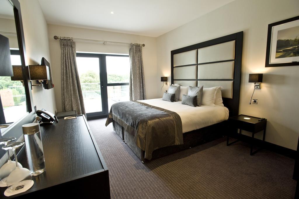 The Lodge At Kingswood Epsom Værelse billede
